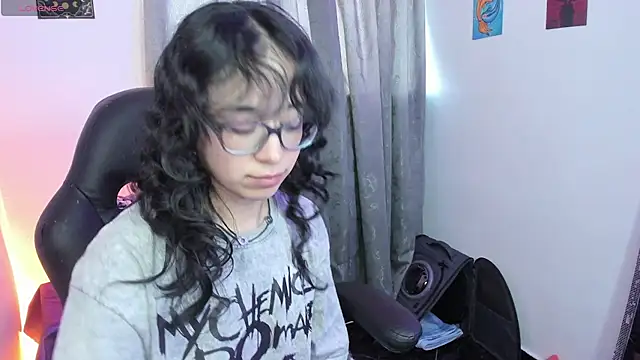 Snapshot of indra_cam chatting on May 29, 2026, 10:16 pm indra cam online show from May 29, 2026, 10:16 pm