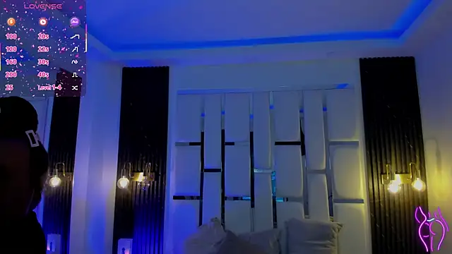 Snapshot of mia_schwarz chatting on October 19, 2025, 2:53 pm mia schwarz online show from October 19, 2025, 2:53 pm