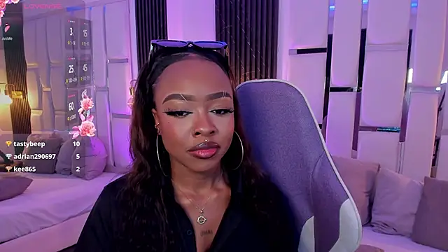 Snapshot of mia_schwarz chatting on November 8, 2025, 3:26 pm mia schwarz online show from November 8, 2025, 3:26 pm