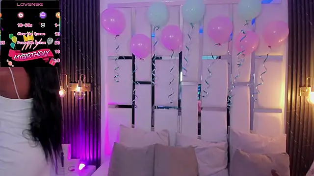 Snapshot of mia_schwarz chatting on November 29, 2025, 2:39 pm mia schwarz online show from November 29, 2025, 2:39 pm