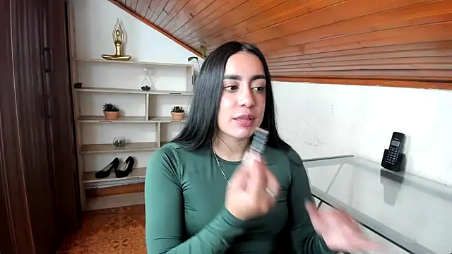 Snapshot of andy_turner chatting on November 7, 2025, 8:57 pm andy turner online show from November 7, 2025, 8:57 pm