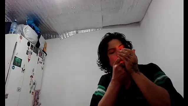 Xtrem3HARDxxx online show from October 2, 2025, 5:44 am