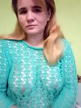 Snapshot of SannyMILF chatting on December 22, 2024, 8:38 am SannyMILF online show from December 22, 2024, 8:38 am