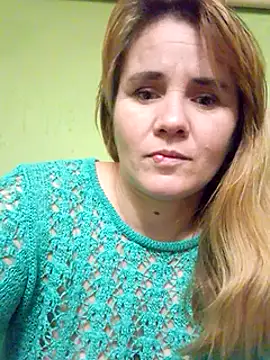 Snapshot of SannyMILF chatting on December 5, 2024, 3:23 pm SannyMILF online show from December 5, 2024, 3:23 pm
