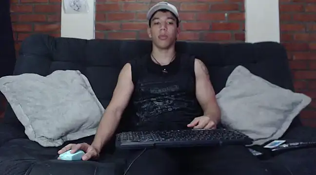 ethan noir online show from January 21, 2025, 11:13 pm