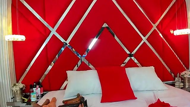 SusanCouper online show from February 27, 2026, 10:42 pm