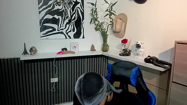 Daemon21 online show from February 3, 2026, 7:52 pm