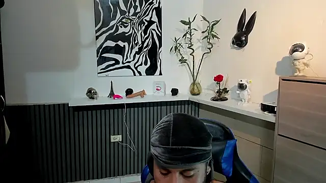 Daemon21 online show from January 13, 2026, 9:08 pm