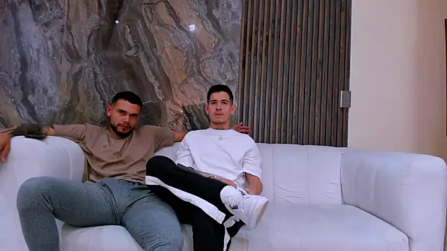 Snapshot of hot_day chatting on October 20, 2025, 8:31 pm hot day online show from October 20, 2025, 8:31 pm