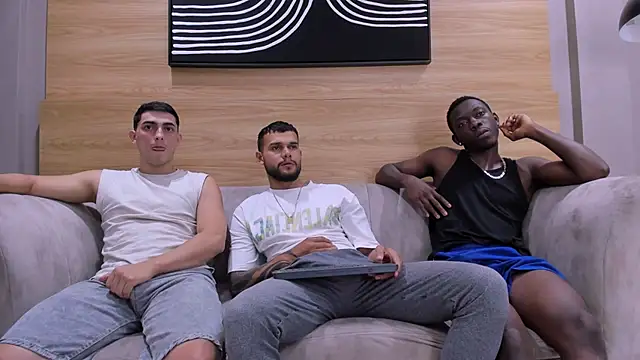 Snapshot of hot_day chatting on October 11, 2025, 8:21 pm hot day online show from October 11, 2025, 8:21 pm