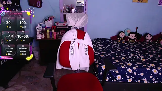 Snapshot of Ruby_Skywalker_ chatting on May 27, 2026, 12:20 am Ruby Skywalker online show from May 27, 2026, 12:20 am