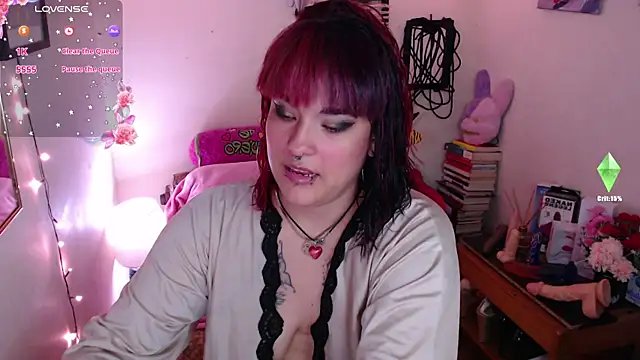 Snapshot of Ruby_Skywalker_ chatting on March 14, 2025, 8:17 pm Ruby Skywalker online show from March 14, 2025, 8:17 pm