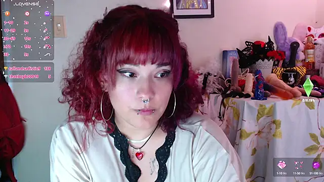 Snapshot of Ruby_Skywalker_ chatting on February 4, 2025, 4:37 am Ruby Skywalker online show from February 4, 2025, 4:37 am