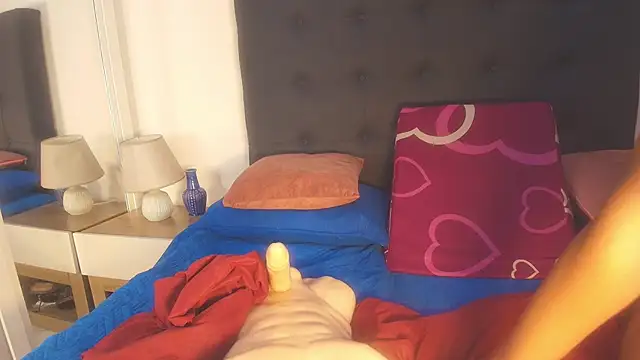 Snapshot of Evelonga_707 chatting on February 25, 2026, 7:14 pm Evelonga 707 online show from February 25, 2026, 7:14 pm