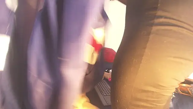 Snapshot of Evelonga_707 chatting on February 11, 2026, 7:03 pm Evelonga 707 online show from February 11, 2026, 7:03 pm