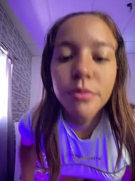  Amelia Johns  online show from April 23, 2026, 3:57 pm