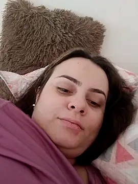 Im Amelia online show from September 16, 2025, 6:53 pm