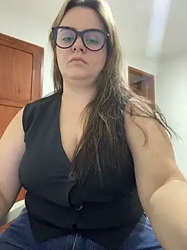 Snapshot of Im_Amelia chatting on February 5, 2026, 11:11 pm Im Amelia online show from February 5, 2026, 11:11 pm