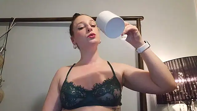 Audrey hotty online show from February 9, 2026, 5:05 am