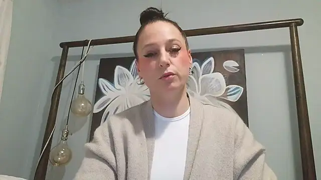 Audrey hotty online show from March 23, 2026, 11:04 pm