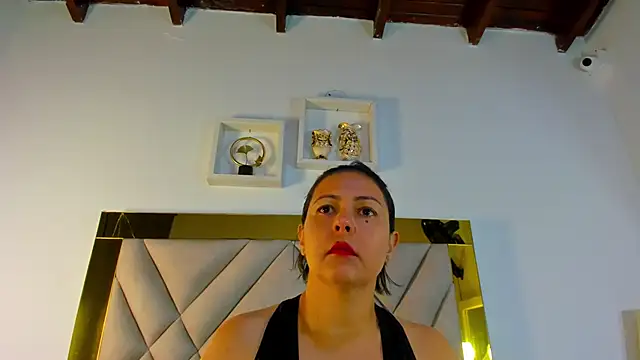 Snapshot of ariana-martins chatting on November 27, 2025, 3:29 am ariana-martins online show from November 27, 2025, 3:29 am