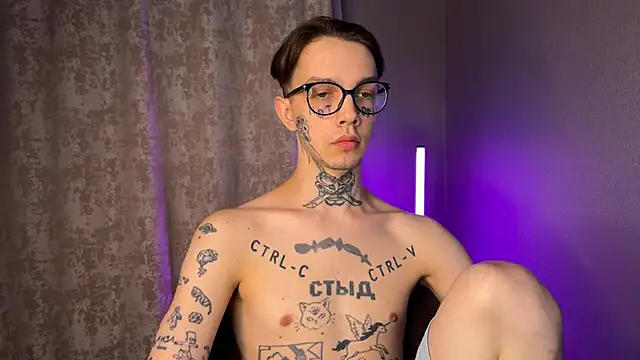 anahori  simon online show from March 6, 2025, 11:53 pm