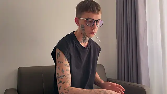 anahori  simon online show from March 16, 2026, 3:58 am