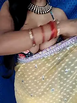 Snapshot of Savita_hotmom chatting on March 18, 2025, 1:57 am Savita hotmom online show from March 18, 2025, 1:57 am