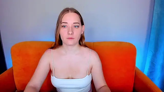 Snapshot of AlinaVice chatting on March 3, 2025, 1:17 am AlinaVice online show from March 3, 2025, 1:17 am