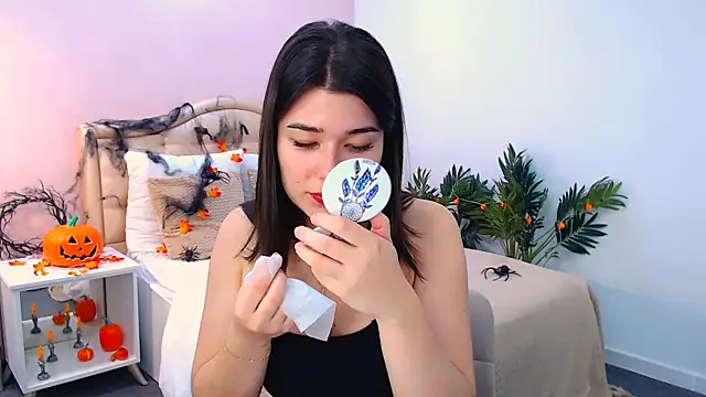  Sun Shy  online show from November 6, 2025, 1:26 pm