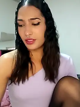 Snapshot of Lanna_hott_ chatting on March 19, 2025, 3:40 pm Lanna hott online show from March 19, 2025, 3:40 pm