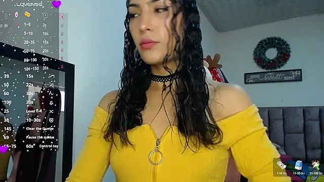 Snapshot of Lanna_hott_ chatting on December 18, 2025, 7:18 pm Lanna hott online show from December 18, 2025, 7:18 pm