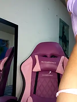 Snapshot of Lanna_hott_ chatting on February 16, 2026, 7:34 pm Lanna hott online show from February 16, 2026, 7:34 pm