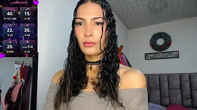 Snapshot of Lanna_hott_ chatting on December 14, 2025, 11:27 am Lanna hott online show from December 14, 2025, 11:27 am