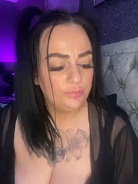 MissEssex online show from January 30, 2025, 4:02 pm