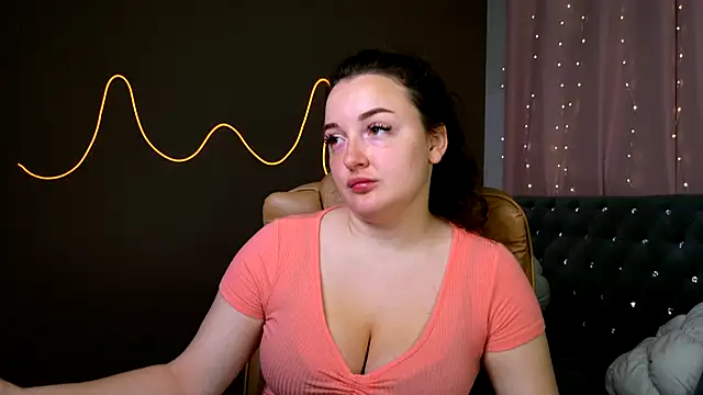 Snapshot of GloriNichols chatting on September 11, 2025, 7:30 am GloriNichols online show from September 11, 2025, 7:30 am