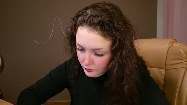 GloriNichols online show from October 25, 2025, 5:06 am