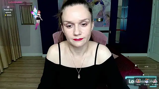 AriaGray online show from November 15, 2025, 3:49 pm