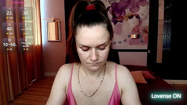 Snapshot of AriaGray chatting on February 19, 2026, 1:08 pm AriaGray online show from February 19, 2026, 1:08 pm