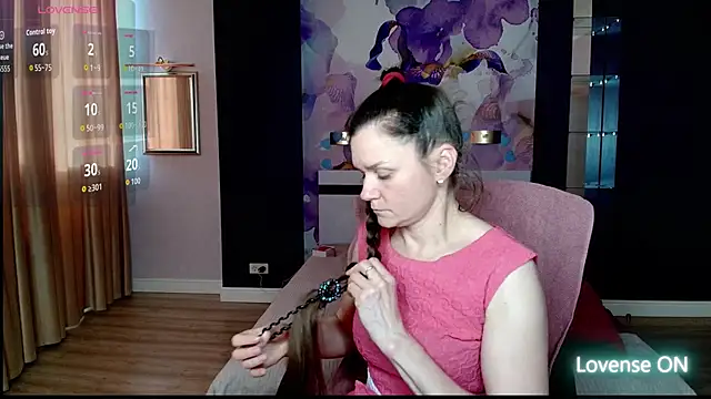 Snapshot of AriaGray chatting on March 2, 2026, 1:29 pm AriaGray online show from March 2, 2026, 1:29 pm