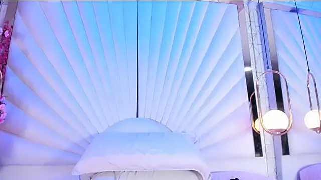 samarajhonson online show from April 16, 2026, 9:50 pm