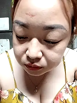 VyOanh2K online show from November 13, 2025, 4:00 pm