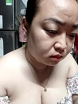 VyOanh2K online show from November 11, 2025, 3:29 pm