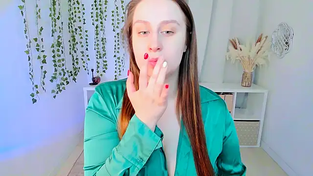 Lattea online show from March 7, 2025, 11:18 am