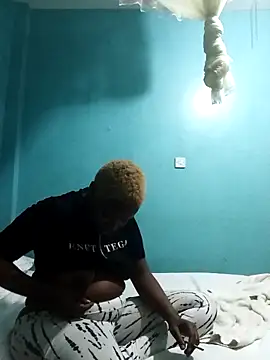 Gold-aass online show from December 22, 2025, 10:54 pm