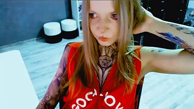 Snapshot of InesGold chatting on October 10, 2025, 8:15 am InesGold online show from October 10, 2025, 8:15 am