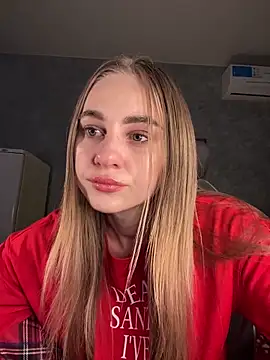 Snapshot of GraceTorrez chatting on December 18, 2025, 9:40 pm GraceTorrez online show from December 18, 2025, 9:40 pm