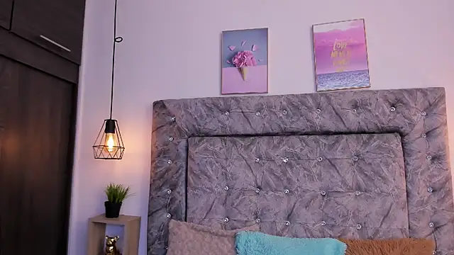 sweet abby1 online show from September 9, 2025, 9:02 pm