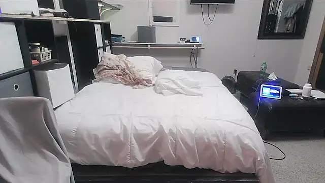 Snapshot of sissytrapdolly24 chatting on February 14, 2026, 6:35 am sissytrapdolly24 online show from February 14, 2026, 6:35 am