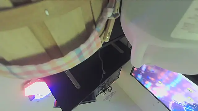 sissytrapdolly24 online show from October 15, 2025, 9:23 pm